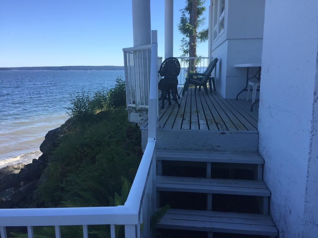 Vancouver Island Castle Cove Inn Chemainus Exterior photo